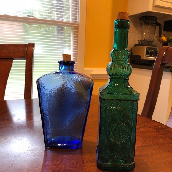 Vintage Canadian Cobalt Blue Bottle (BONUS) Decorative Green Bottle - Picture 3 of 6